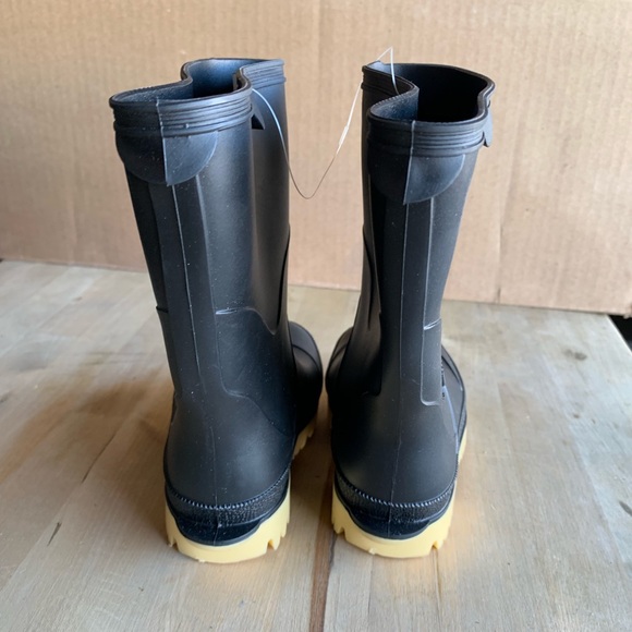 Tingley children’s rain boots. - Picture 3 of 4